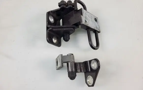Volkswagen PASSAT CC Rear door hinge set 
