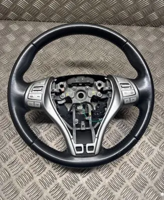 Nissan Qashqai Steering wheel 484304EM5B