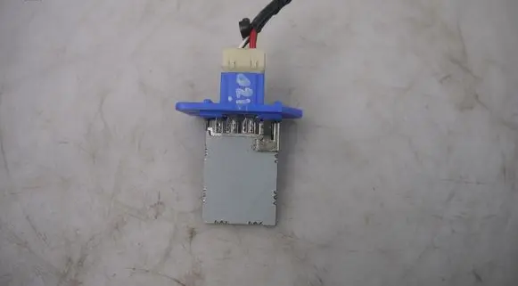 Hyundai i20 (BC3 BI3) Heater blower motor/fan resistor PFKGOPFKOPN