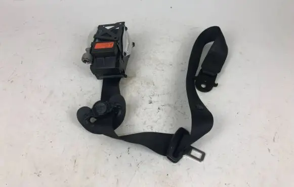 BMW X6 E71 Front seatbelt S2717196708S 12B2843P0202Y