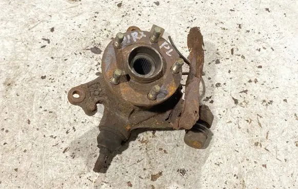 Subaru Impreza II Front wheel hub spindle knuckle