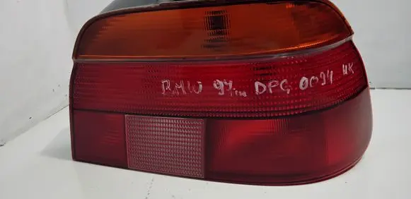 BMW 5 E39 Rear/tail lights 8358032