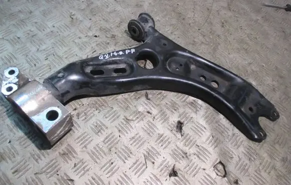 Volkswagen Golf V Front lower control arm/wishbone
