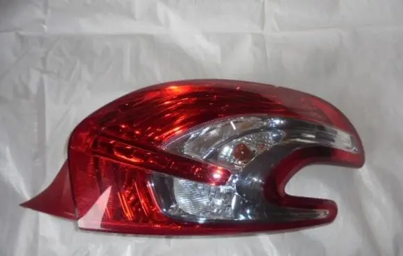 Peugeot 208 Rear/tail lights