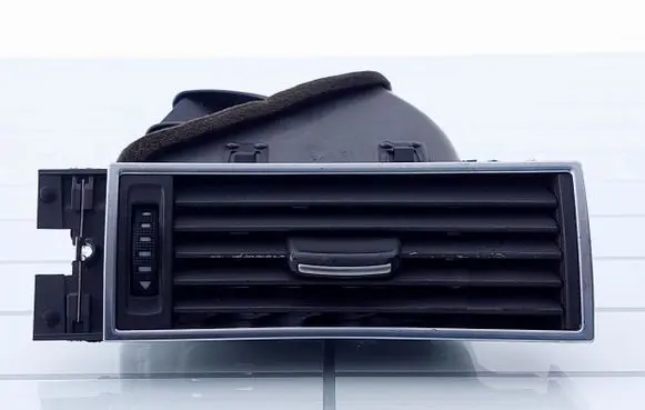 Audi A6 S6 C6 4F Dashboard side air vent grill/cover trim 4F1820902 4F1820902B
