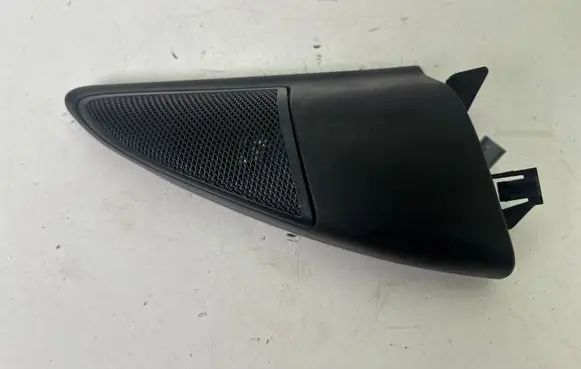 Land Rover Discovery 4 - LR4 Front door high frequency speaker BH2218808AC