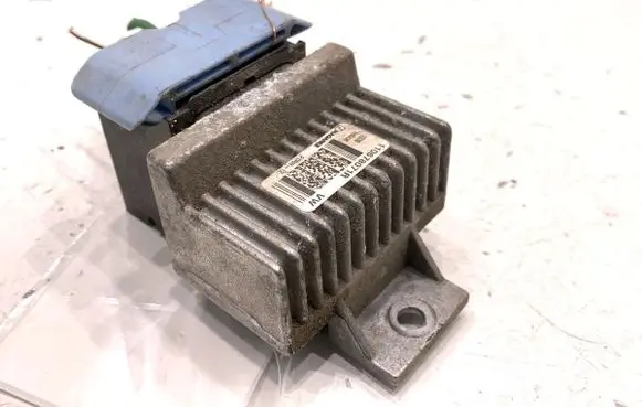 Renault Clio IV other engine part 110678071R