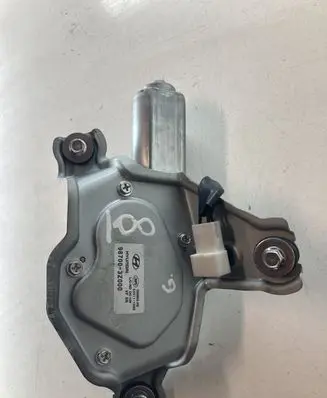 Hyundai i40 Rear window wiper motor 987003Z000