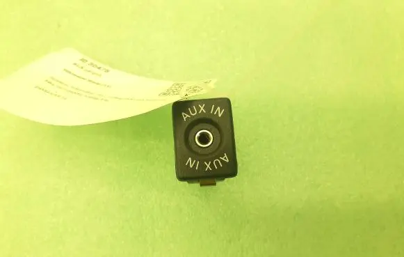 Volkswagen Sharan AUX in-socket connector VW1943