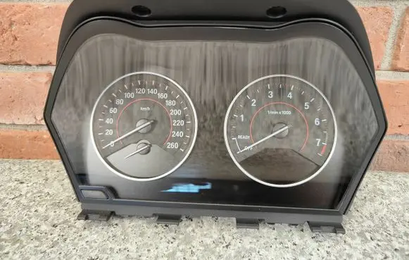 BMW 1 F20 F21 Speedometer (instrument cluster) 9363217 9232892