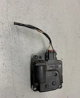 Dodge Magnum Air flap motor/actuator B1733 05061099AA