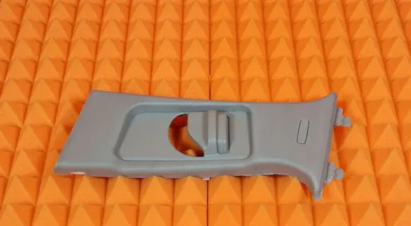 Mercedes-Benz C W204 (B) pillar trim (top)