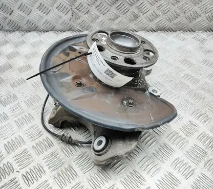 Mercedes-Benz E W238 Rear wheel hub A2133503105