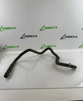 Coolant pipe/hose