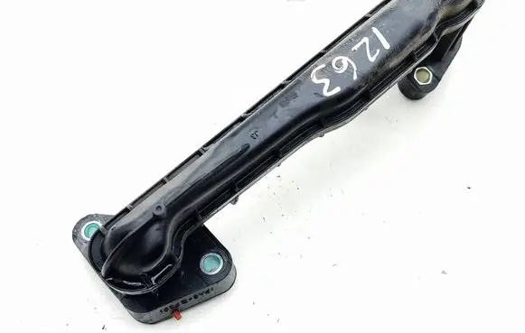 Toyota RAV 4 (XA50) Breather/breather pipe/hose 