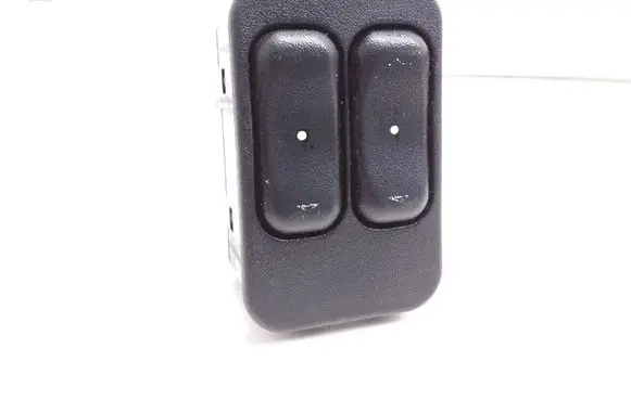 Opel Zafira A Electric window control switch 13363201 90561088