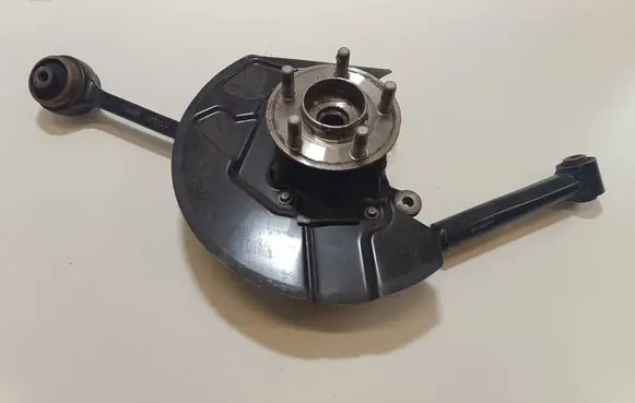 Ford Mustang VI Front wheel hub spindle knuckle JR3C3K171AA