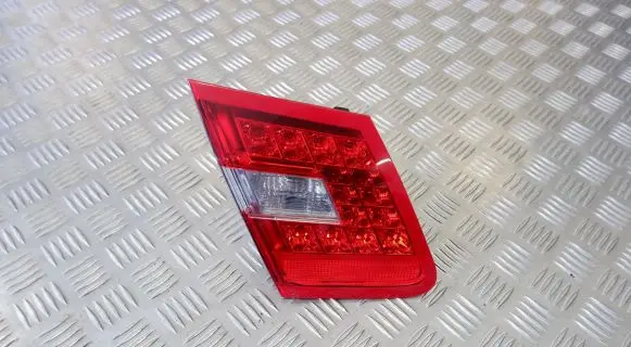Mercedes-Benz E W212 Tailgate rear/tail lights A2128200764