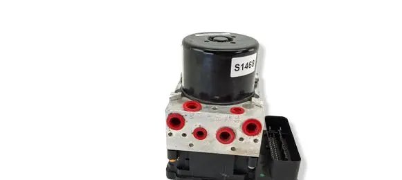Volvo XC70 ABS Pump 30681619 10092604053 P30681619