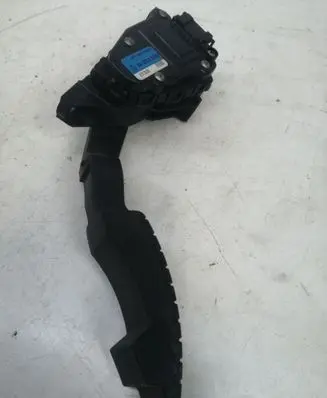 Renault Laguna II Accelerator throttle pedal 8200003392