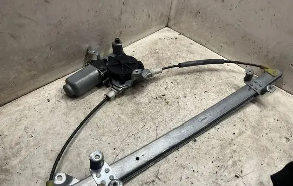 Nissan Pathfinder R51 Front door window regulator with motor 400849