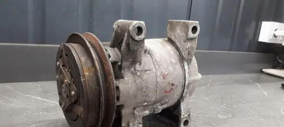 Nissan Primera Air conditioning (A/C) compressor (pump) 926007M500