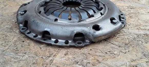 Opel Zafira A Pressure plate 123040110