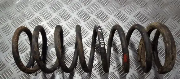 Ford Mondeo MK II Rear coil spring