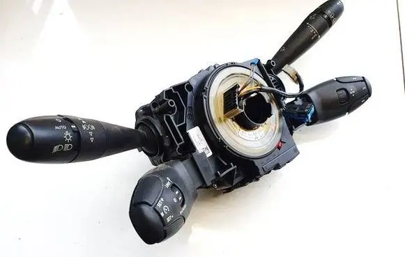 Citroen DS3 Wiper turn signal indicator stalk/switch 96667326xt