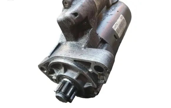 Volkswagen Golf VI Starter motor