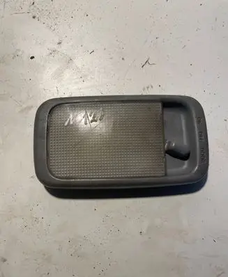 Toyota RAV 4 (XA20) Rear seat light
