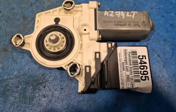 Volkswagen Golf IV Vent window/glass motor 1k4839401c