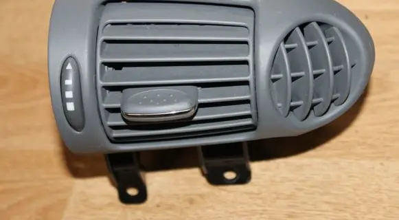 Mercedes-Benz C W203 Dashboard side air vent grill/cover trim 2038300654