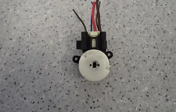 Toyota Corolla E120 E130 Ignition lock