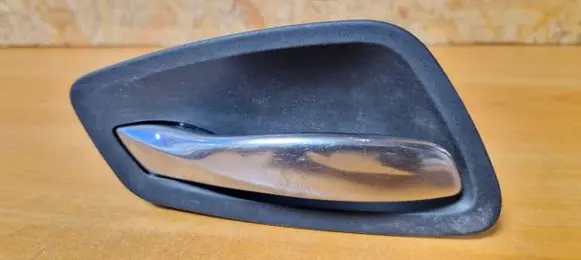BMW 5 E60 E61 Front door interior handle 10628510