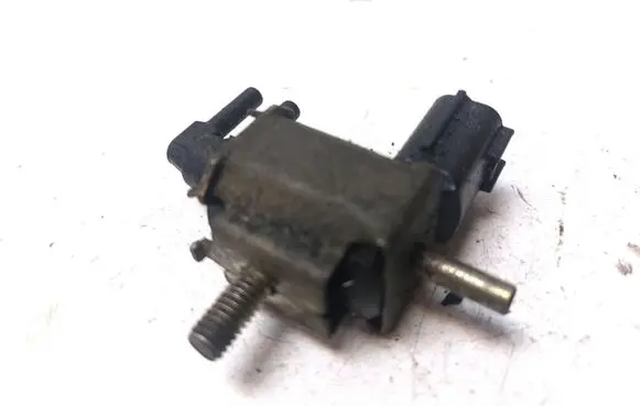 Nissan Pathfinder R51 Turbo solenoid valve K5T46582