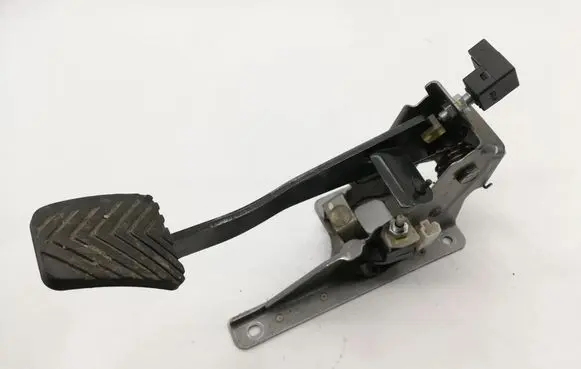 Clutch pedal