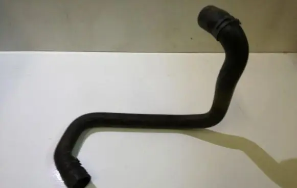 Volkswagen PASSAT B6 Engine coolant pipe/hose 3C0122051AT KA4114446HU04S