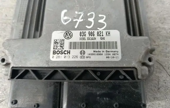Volkswagen Jetta V Engine control unit/module ECU