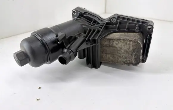 BMW 1 F20 F21 Oil filter mounting bracket 8507626