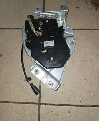 Volkswagen Caddy Loading door lock 2K0827201M 1575 01072371000
