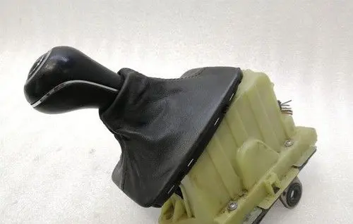 Mercedes-Benz E C207 W207 Gear shifter/selector A2042676424