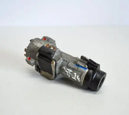 Audi A4 S4 B7 8E 8H Ignition lock 4B0905851N