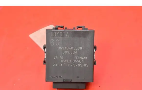 Toyota Avensis T270 Engine control unit/module ECU 85940-05060