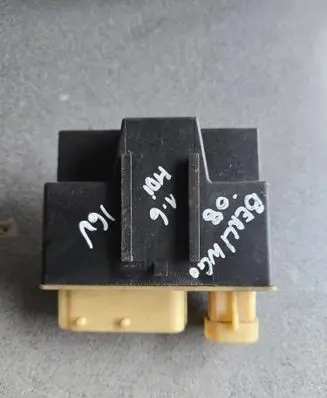 Glow plug pre-heat relay