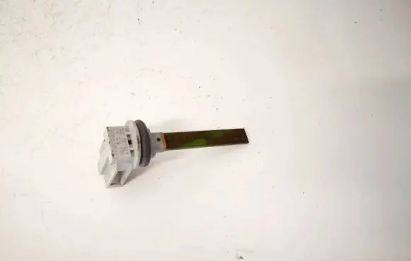Volkswagen PASSAT B6 Interior temperature sensor 4b0820539