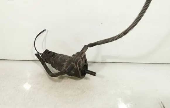 Audi A4 S4 B7 8E 8H Windscreen/windshield washer pump 1T0955651A 000752 SG712V