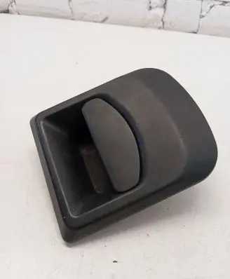 Iveco Daily 35.8 - 9 Front door exterior handle 14525