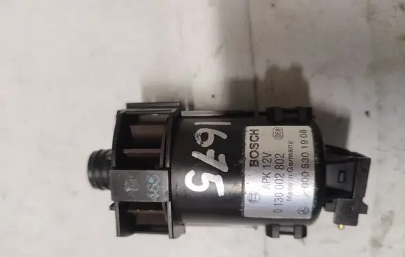 Mercedes-Benz E W124 Interior temperature sensor 0130002802 008301908