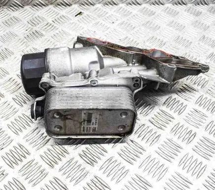 Mercedes-Benz E W212 Oil filter cover A2721800410 5989070191